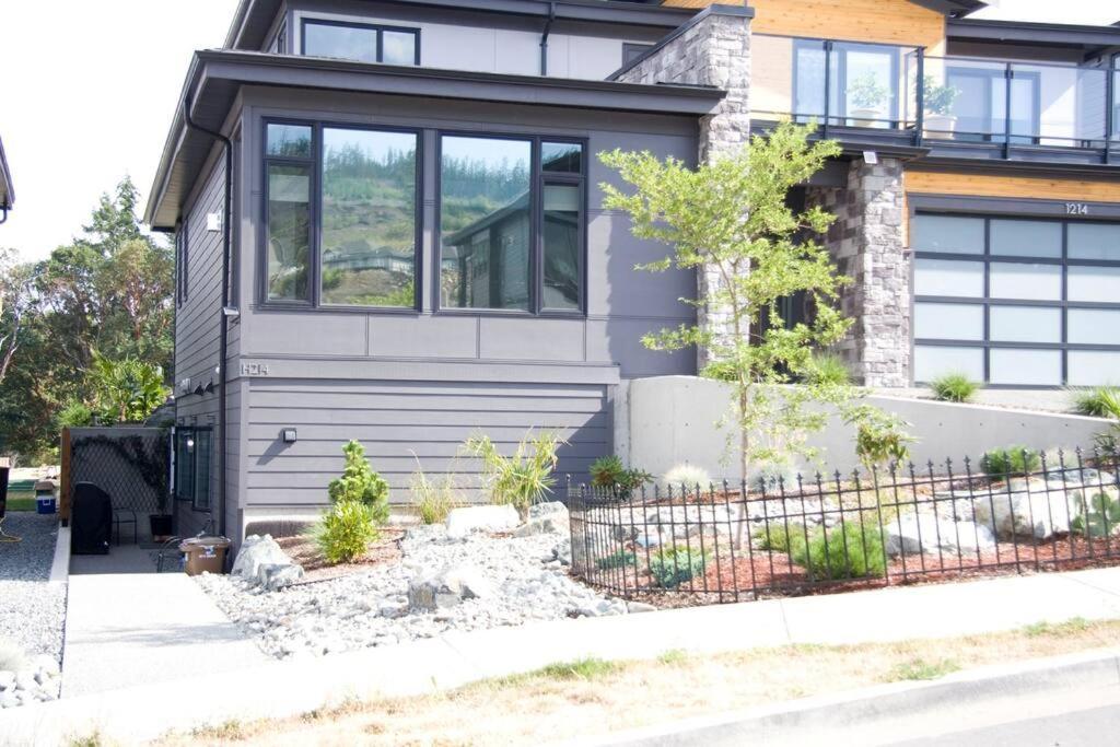 M&M'S Maple Bay Mountain Guesthouse - Licensed Duncan Exterior foto